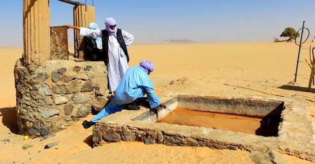 Ein Brunnen in der Sahara